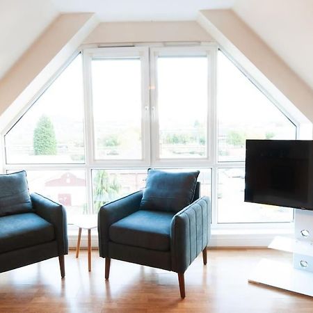 *New* 2-Bed Modern Apartment Burton-upon-Trent Eksteriør billede