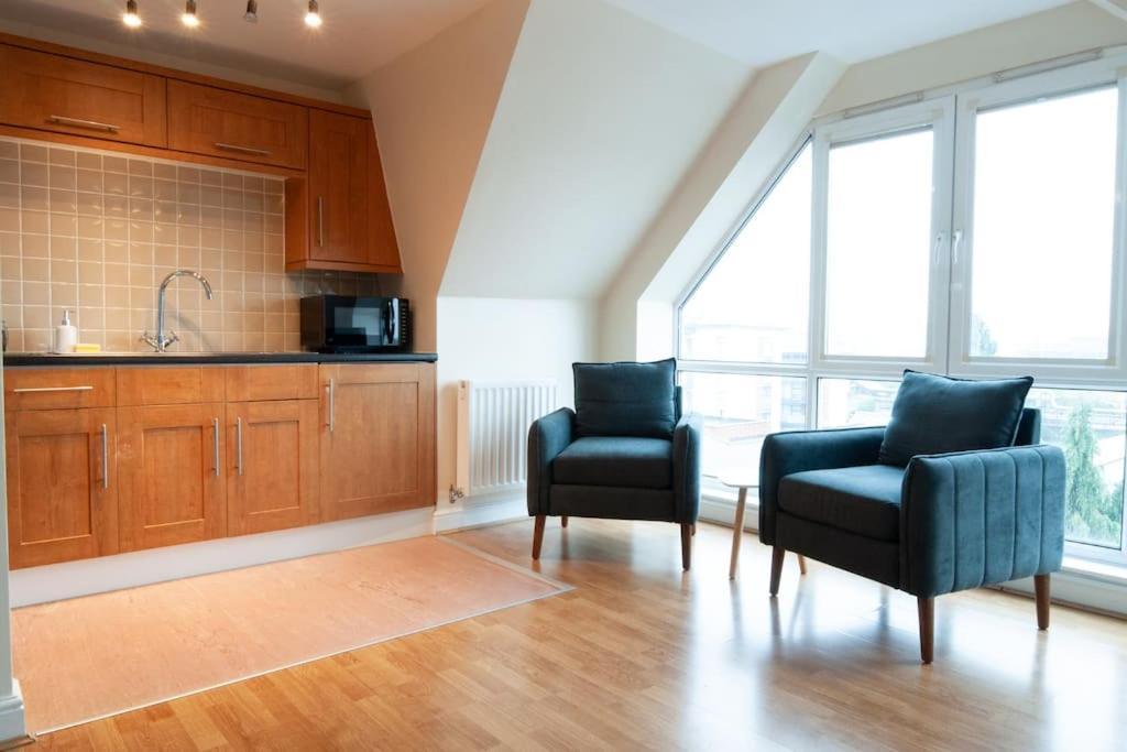 *New* 2-Bed Modern Apartment Burton-upon-Trent Eksteriør billede